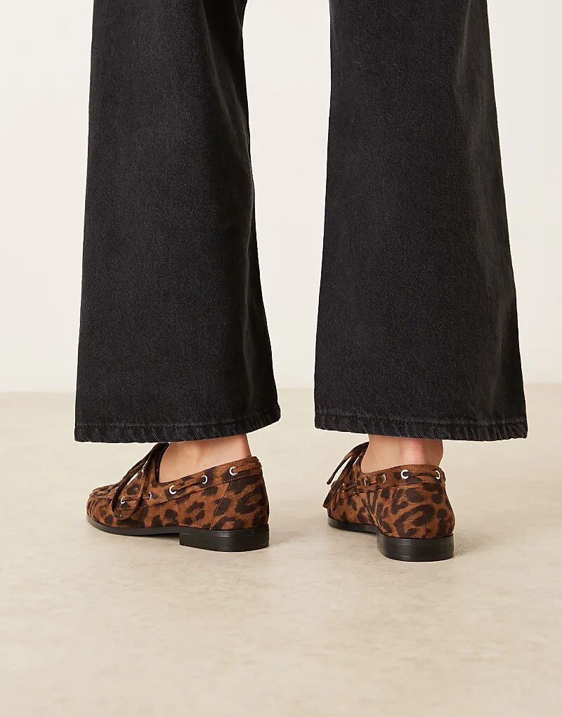 Туфли-лодочки ASOS DESIGN Muse на шнуровке из замши с леопардовым принтом — фото 4