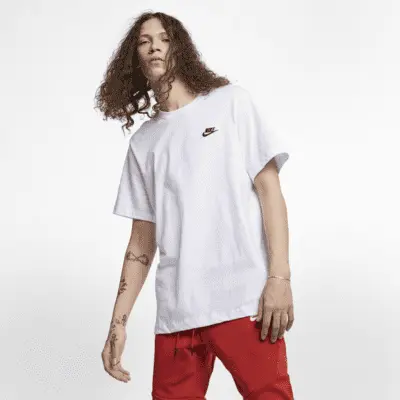 

Футболка Nike Sportswear Club, белый/черный