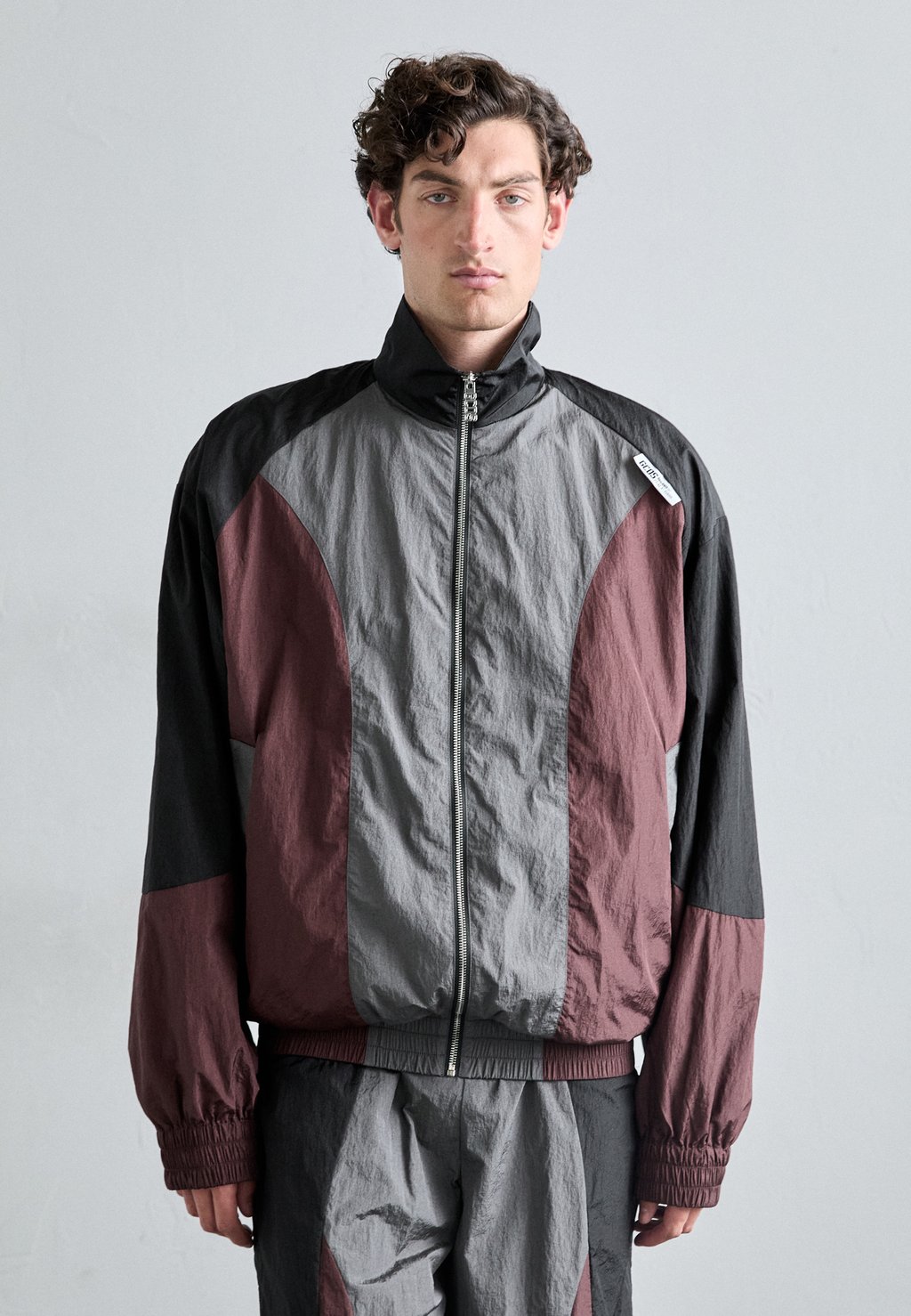

Летняя куртка COLOR BLOCK OVERSIZED JACKET GCDS, бургундия