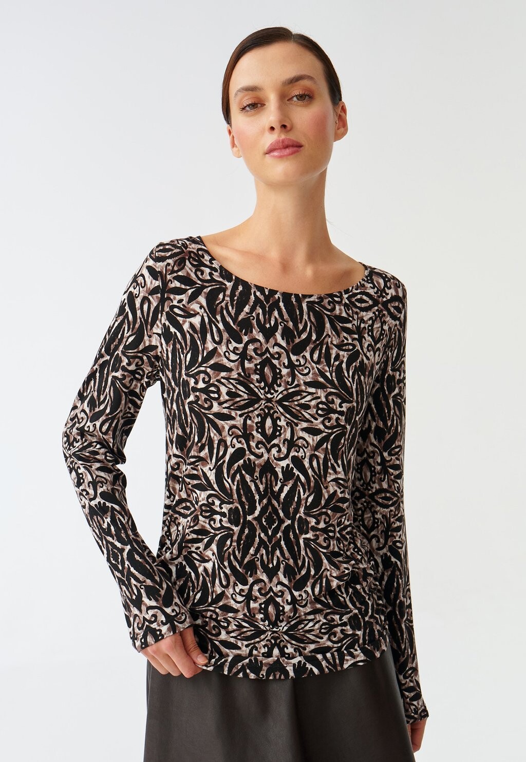 

Блузка DOROTI TATUUM, цвет black