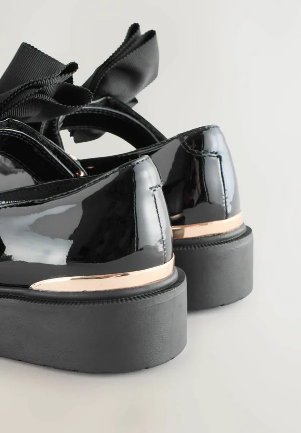 Классические балетки на массивной подошве с ремешком на щиколотке. Next, Black Patent Bow — фото 4