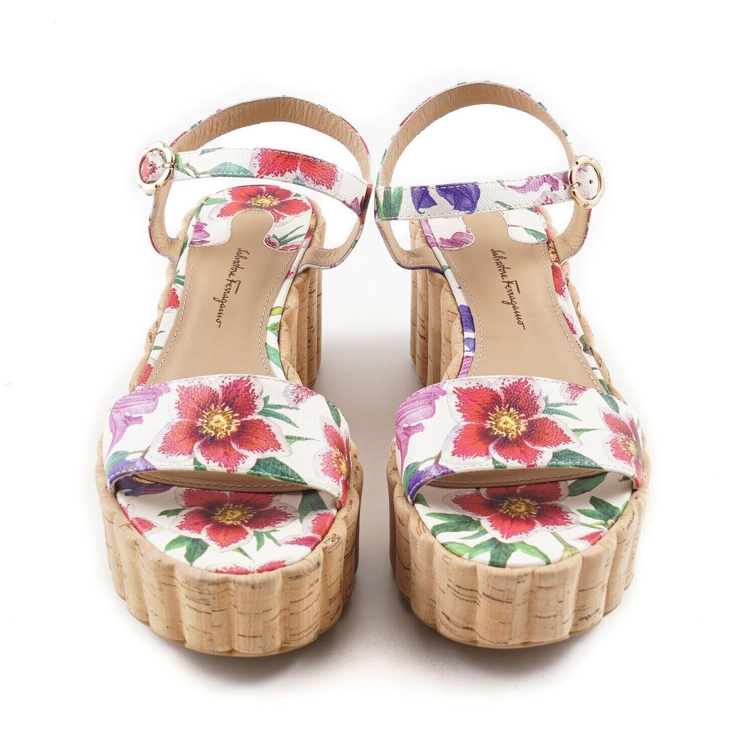 

SALVATORE FERRAGAMO Женские сандалии Tropea 684904 Белые, мультиколор