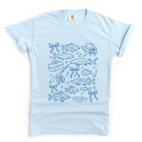 

Футболка с принтом в технике скетч-коллаж для рыбалки, женская, garment dyed Simply Sage Market, Chambray