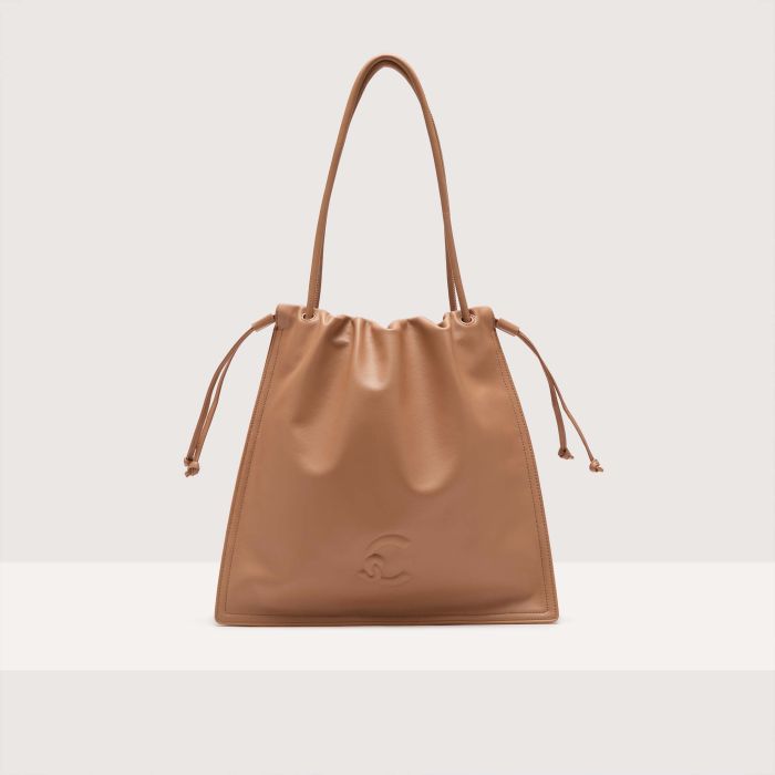 

Сумка-тоут Coccinelle Dulse Large, цвет Skin