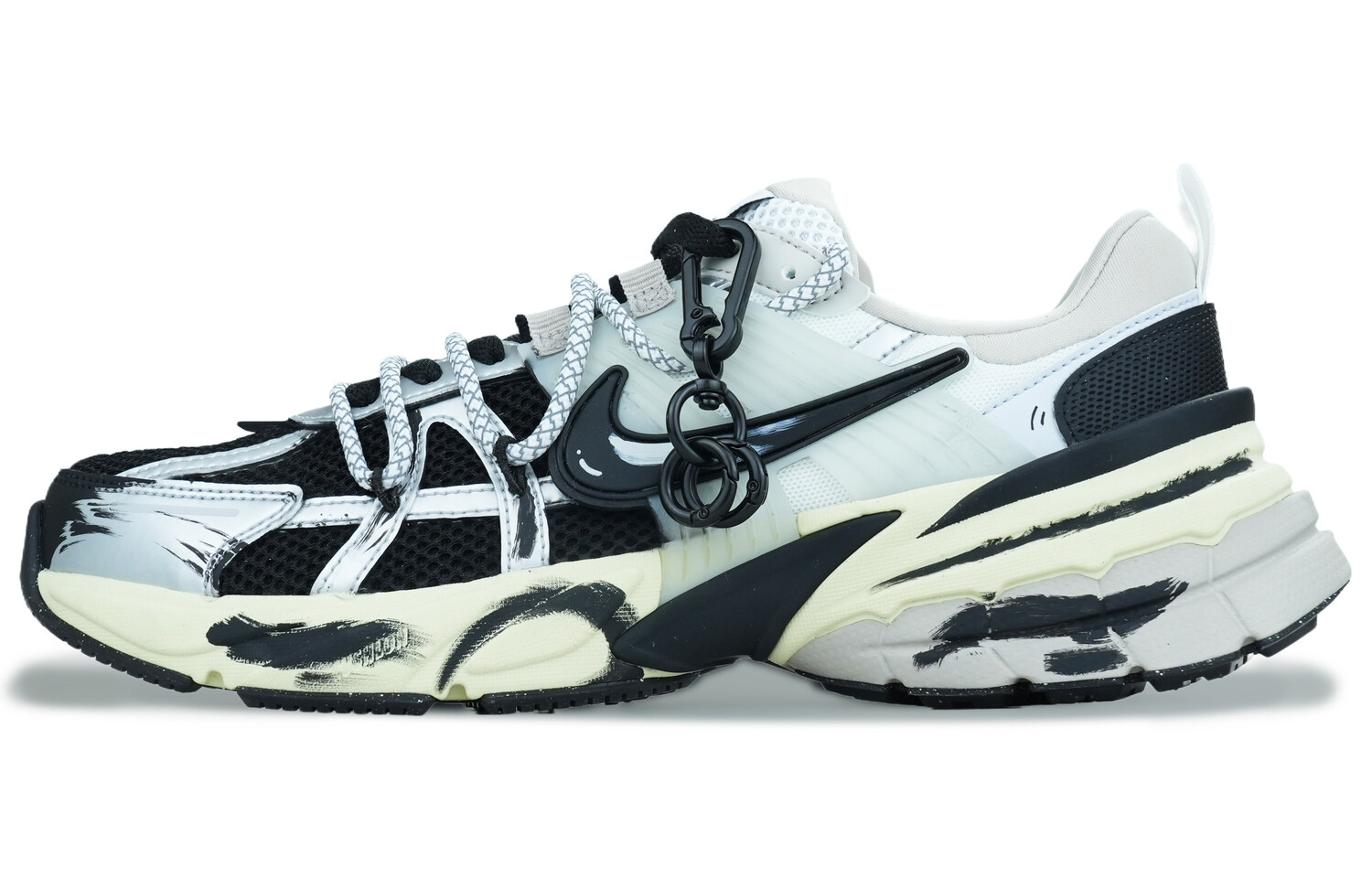 

Кроссовки для бега V2K Run женские с низким верхом, черные/белые Nike