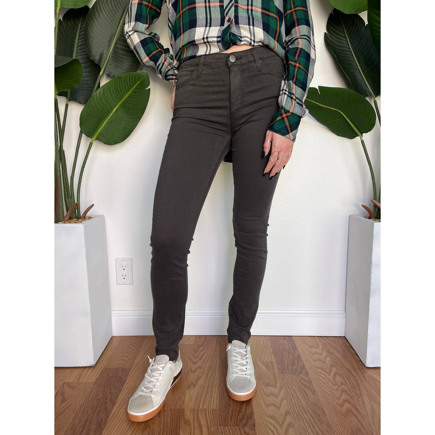 

Брюки женские AG Jeans, серый
