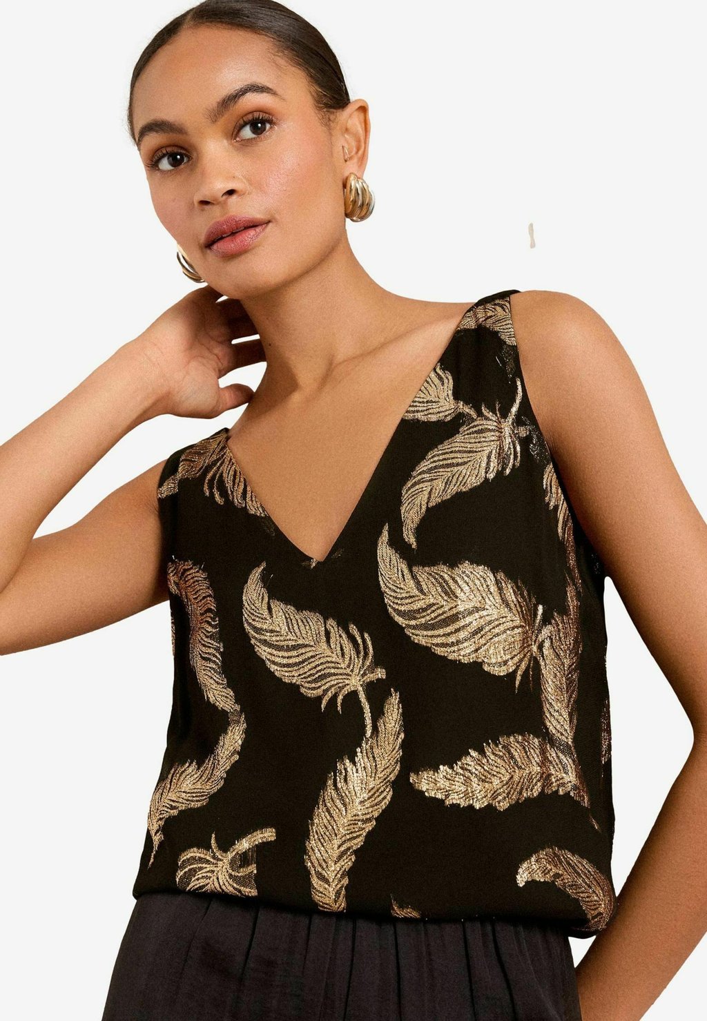

Топ REGULAR FIT Love & Roses, черный