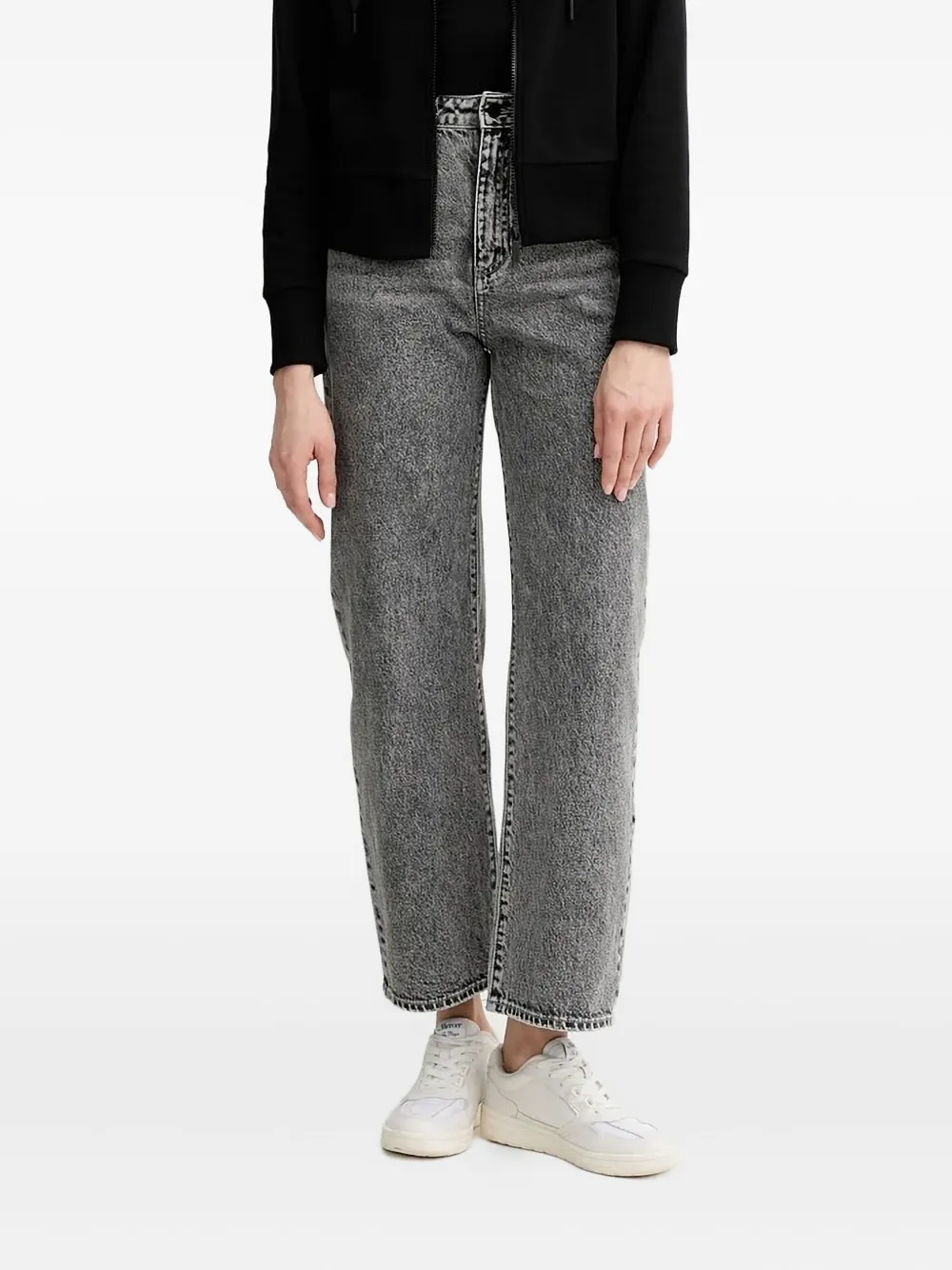 

Джинсы из вареного денима Armani Exchange, серый