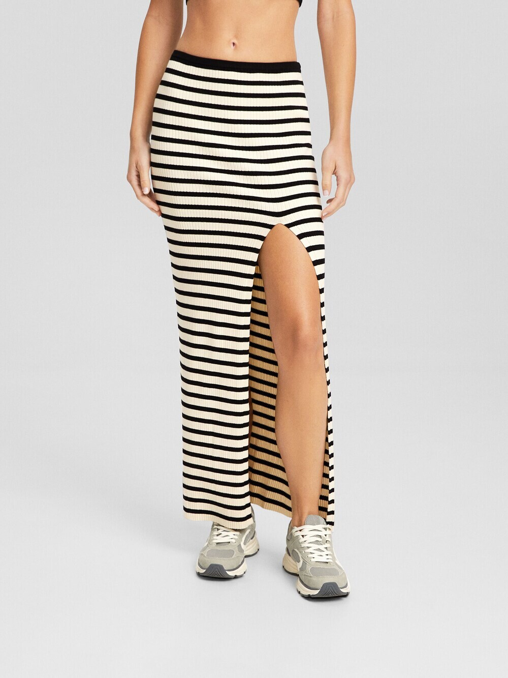 

Юбка Bershka, черный