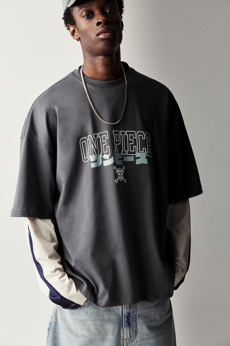 

Цельная футболка с коротким рукавом Pull And Bear, серый