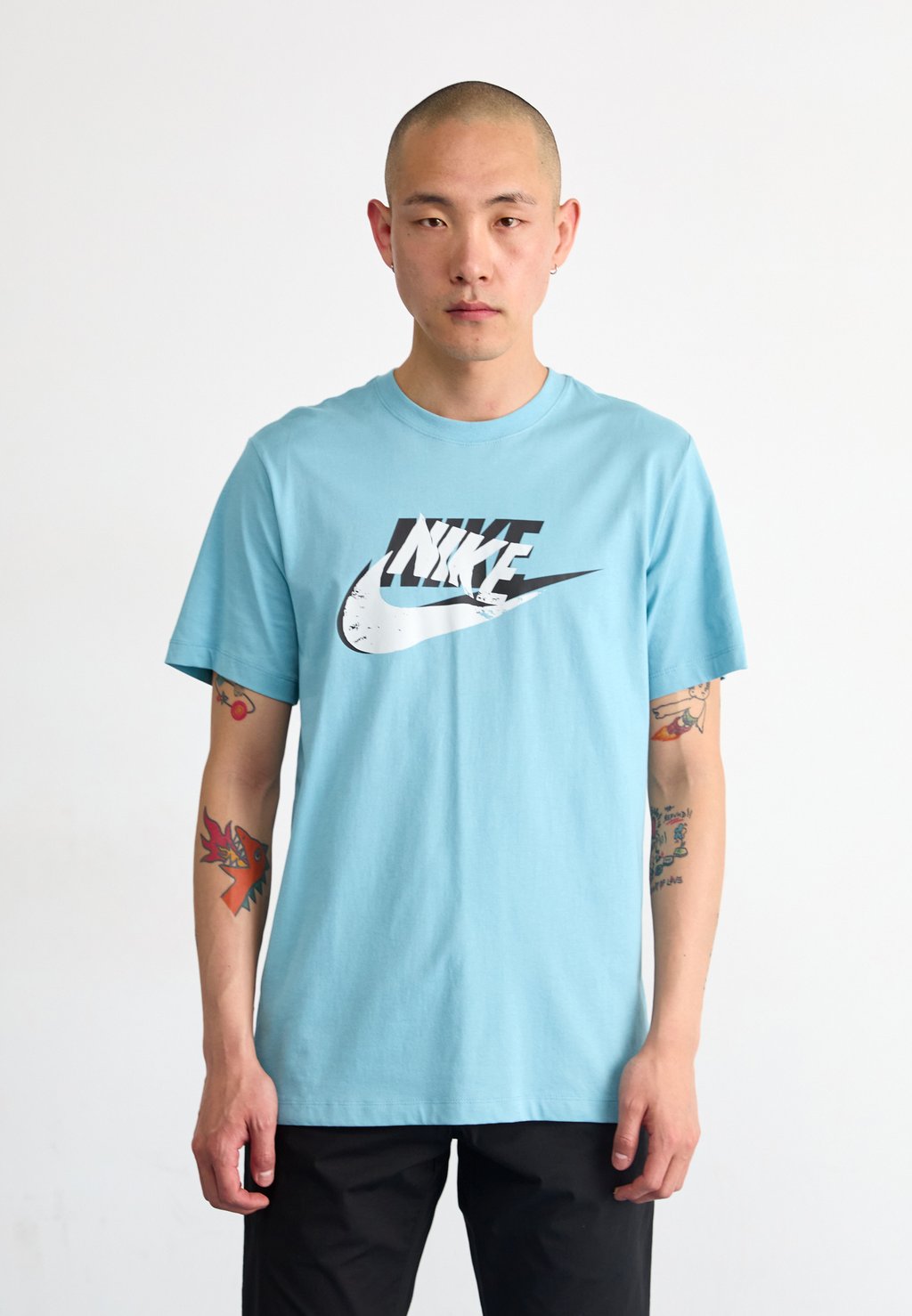 

Футболка с принтом TEE FUTURA Nike Sportswear, светло-голубой