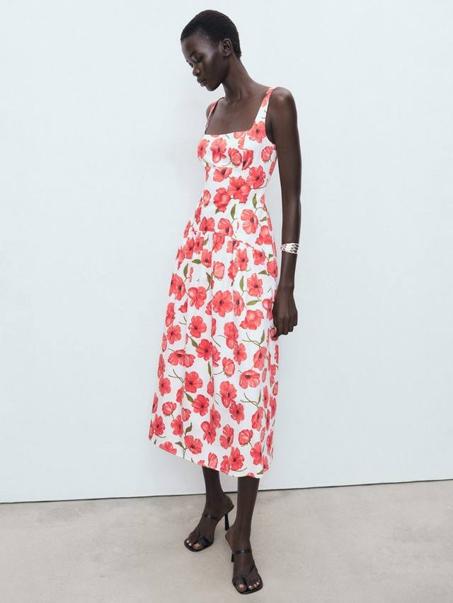 

Платье миди Pola из хлопковой смеси с цветочным принтом, квадратным вырезом и расклешённым подолом без рукавов Mango