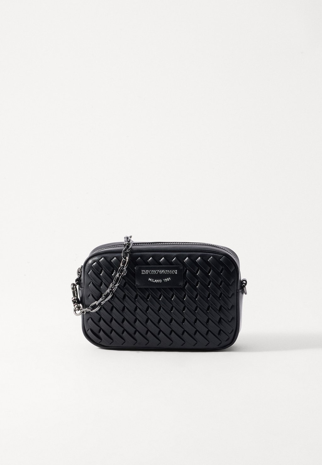 

Сумка через плечо MINI BAG ON CHAIN Emporio Armani, черный