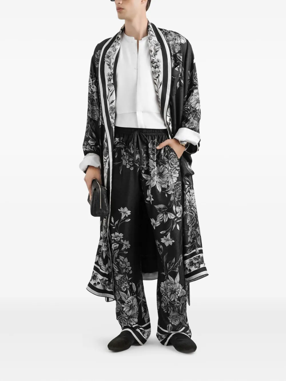 Халат с поясом и цветочным принтом Dolce & Gabbana, черный — фото 2