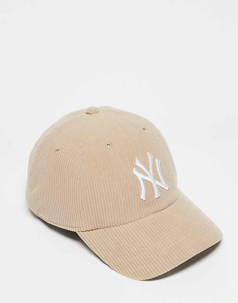 

47 Brand — бежевая вельветовая бейсболка с мотивом New York Yankees