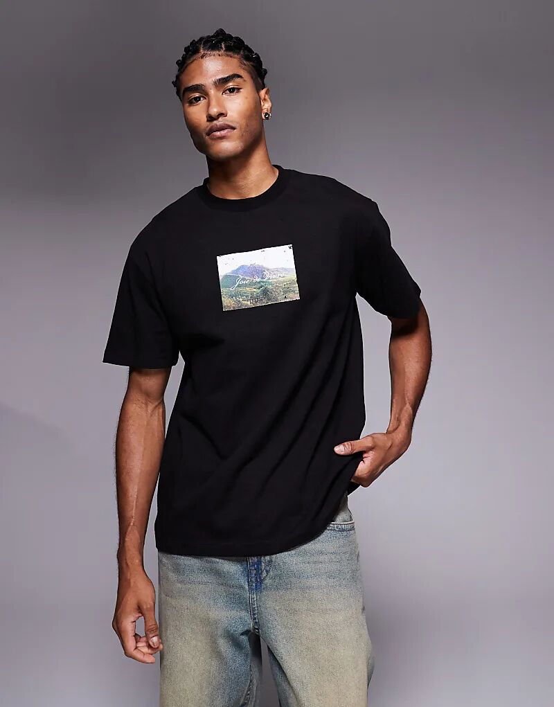 

Свободная футболка ASOS DESIGN с живописным принтом черного цвета