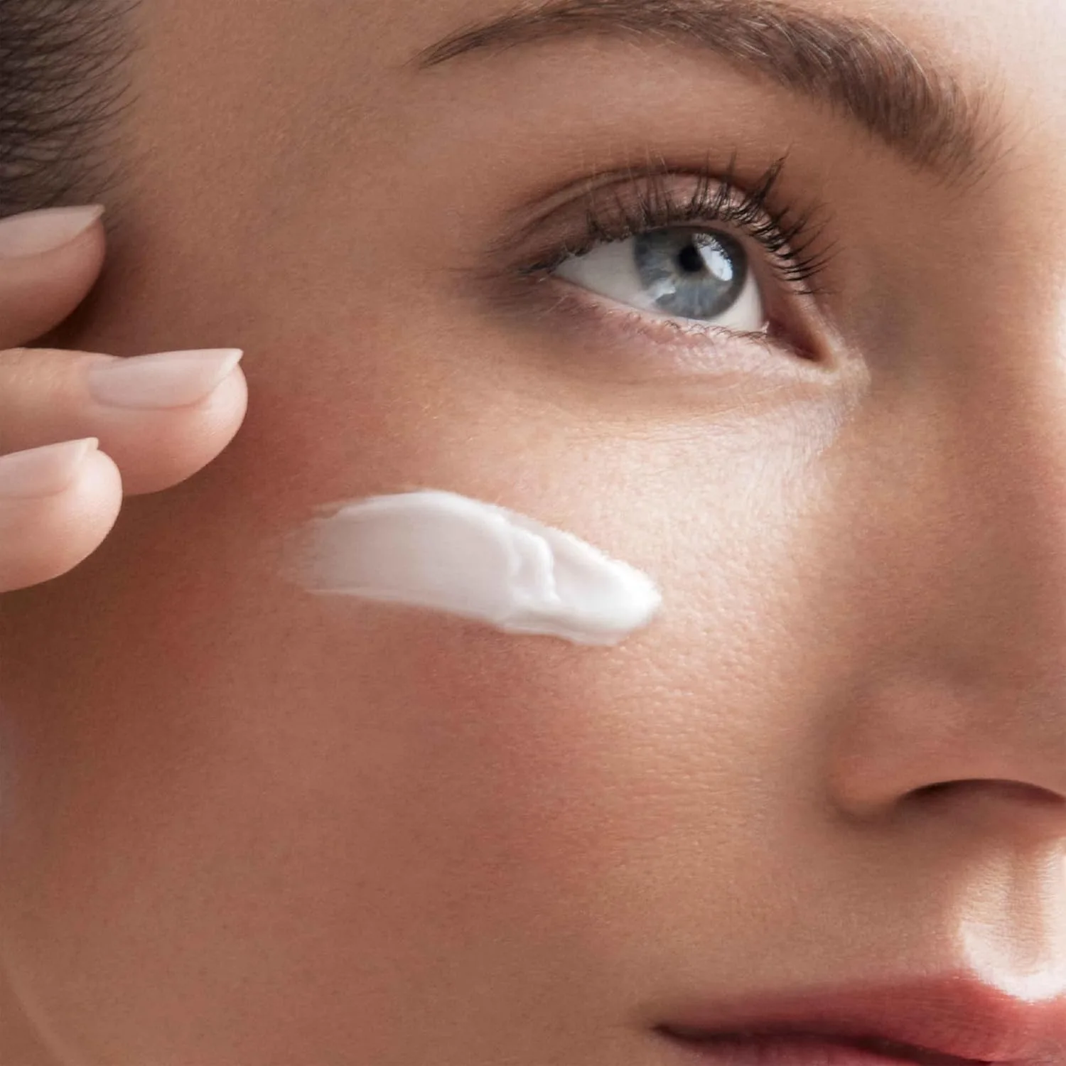 Крем для лица Biotherm — Aquasource Hydra Barrier Cream, легкий и быстро впитывающийся увлажняющий для укрепления, 75.1 мл — фото 3