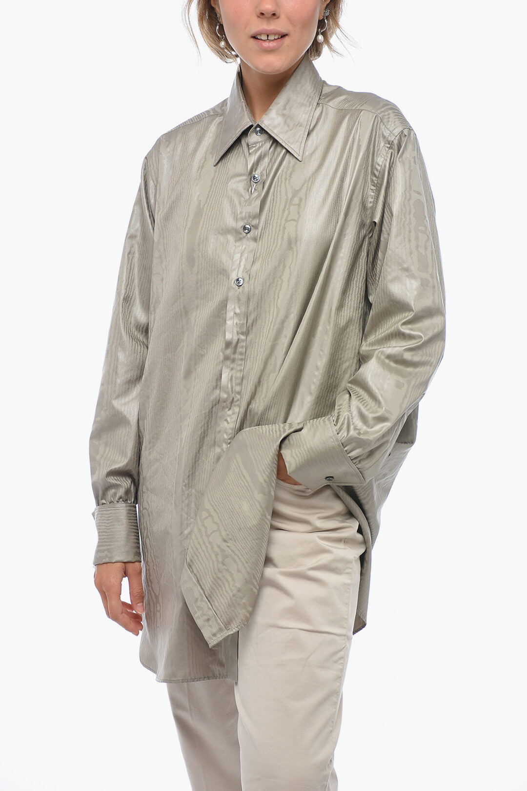 

Жаккардовая атласная рубашка Maison Margiela MM1 с отложным воротником, серый