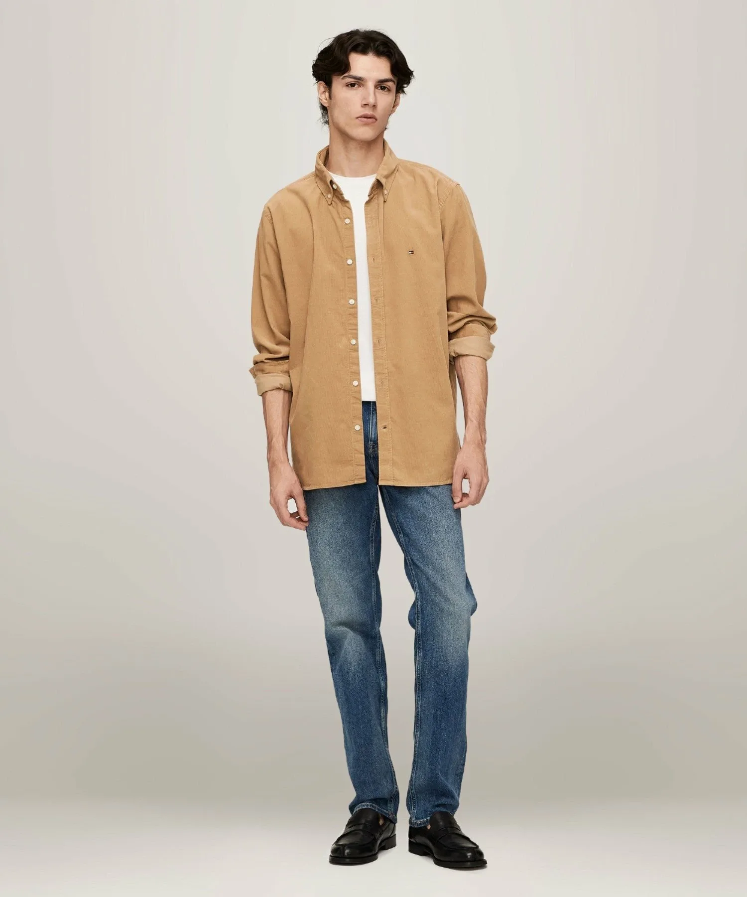 Однотонная вельветовая рубашка на пуговицах TOMMY HILFIGER, Beige RBC — фото 2