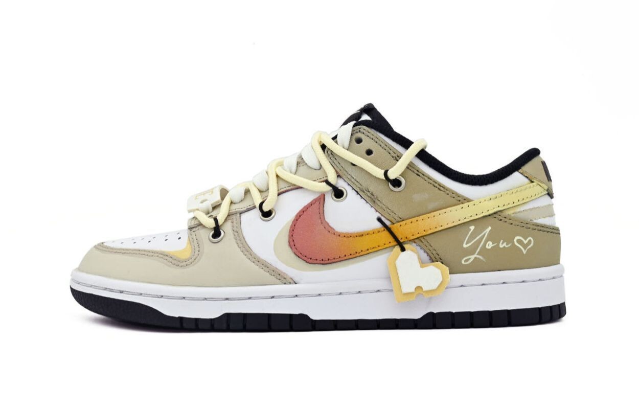 

Женские кроссовки для скейтбординга Nike Dunk, Brown