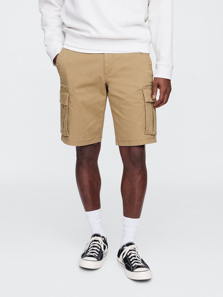 

Тканевые шорты GAP, бежевый