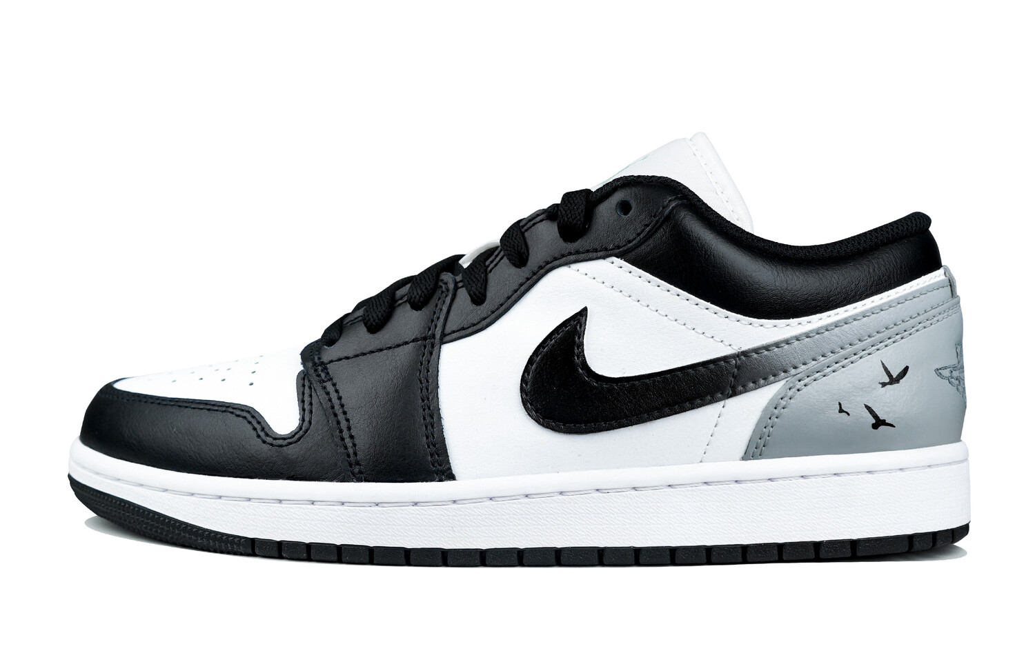

Баскетбольные кроссовки Air 1 Vintage Men Low-Top Black/White/Grey Jordan, Белый, Баскетбольные кроссовки Air 1 Vintage Men Low-Top Black/White/Grey Jordan