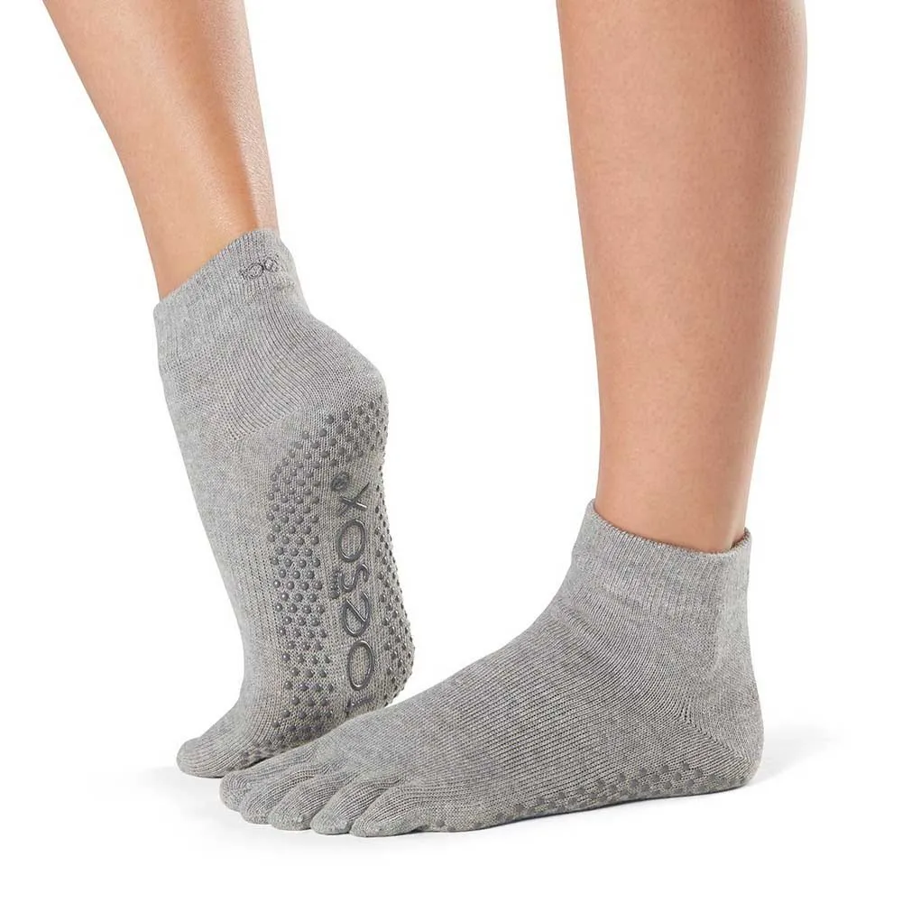 

Носки Toesox Grip F/T Ankle short, серый