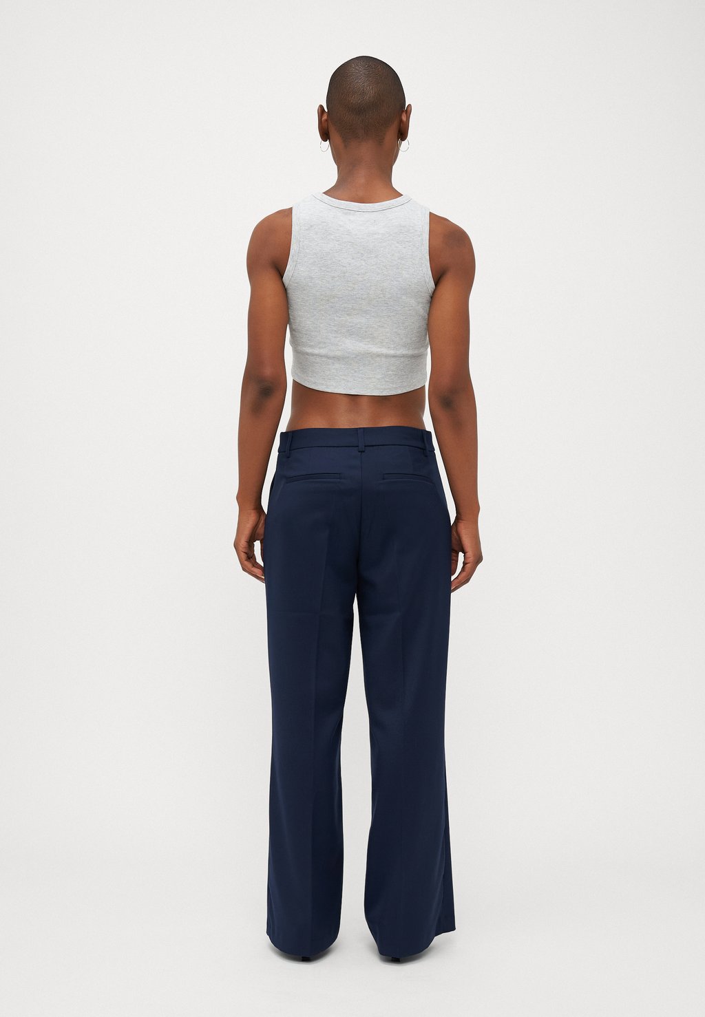 

Брюки WIDE LEG TROUSERS Gina Tricot Petite, темно-синий