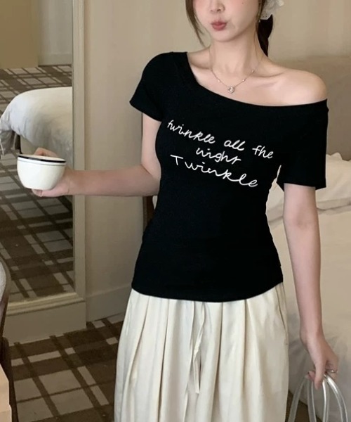 

Футболка асимметричная с логотипом на плече Sibra, черный