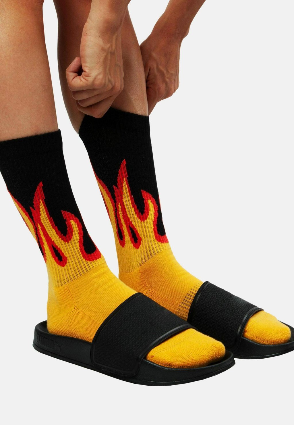 

Носки TENNIS SNKR DillySocks, красный