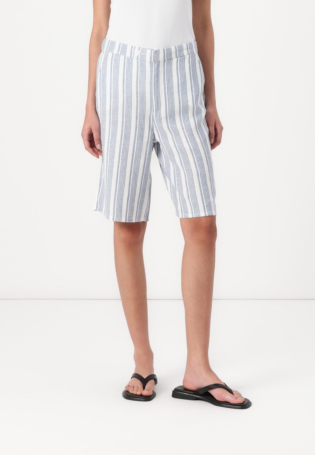 

Шорты ONLCARO ONLY, Coronet Blue/Bright White