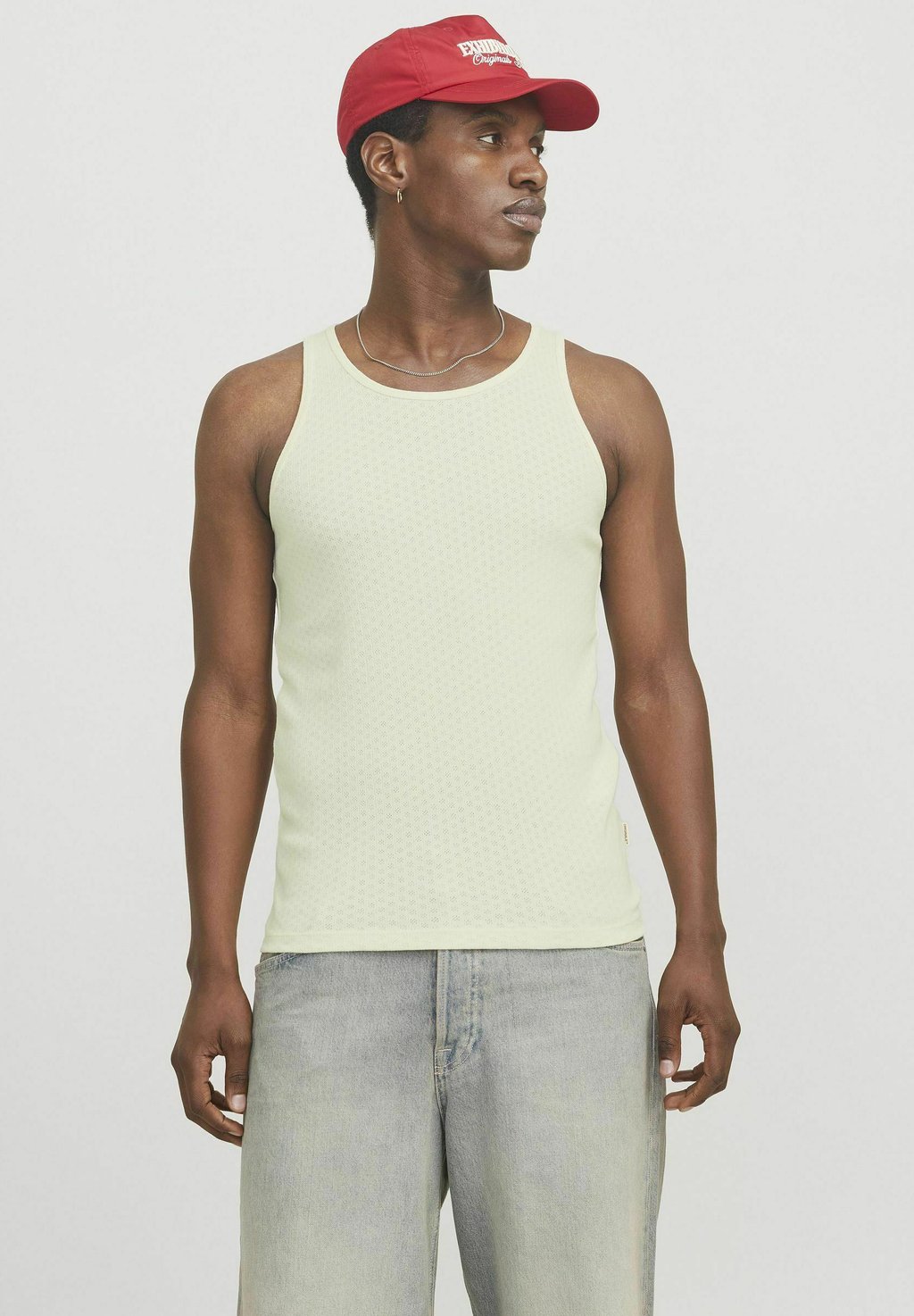 

Майка TANK EINFARBIG RUNDHALSAUSSCHNITT Jack & Jones, бежевый
