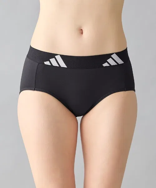 Обычные шорты adidas, влагоотводящие и быстросохнущие. — фото 2