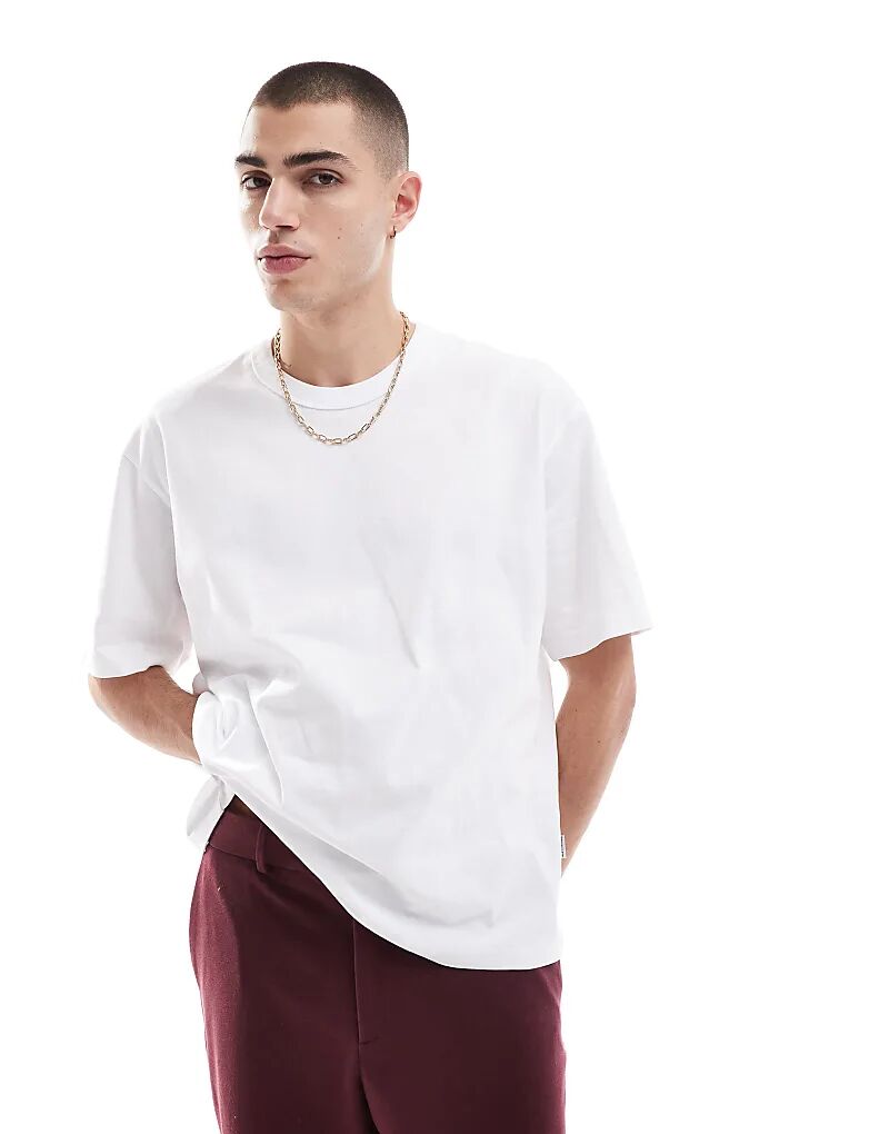 

Свободная футболка белого цвета Jack & Jones