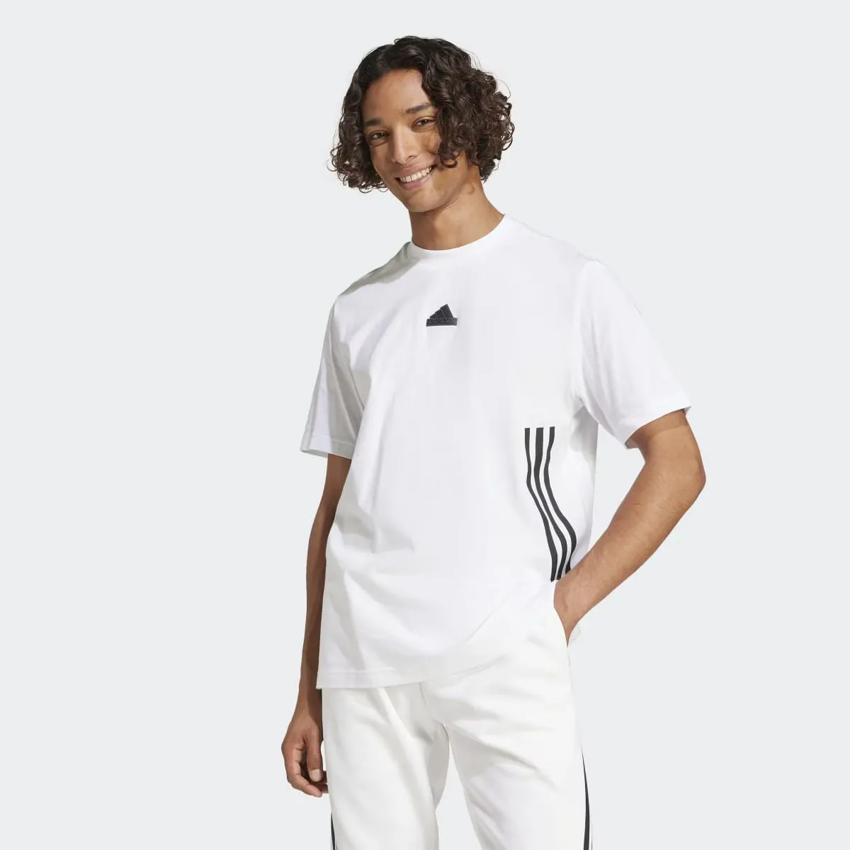 

Мужская футболка Adidas Future Icons с тремя полосками, белый