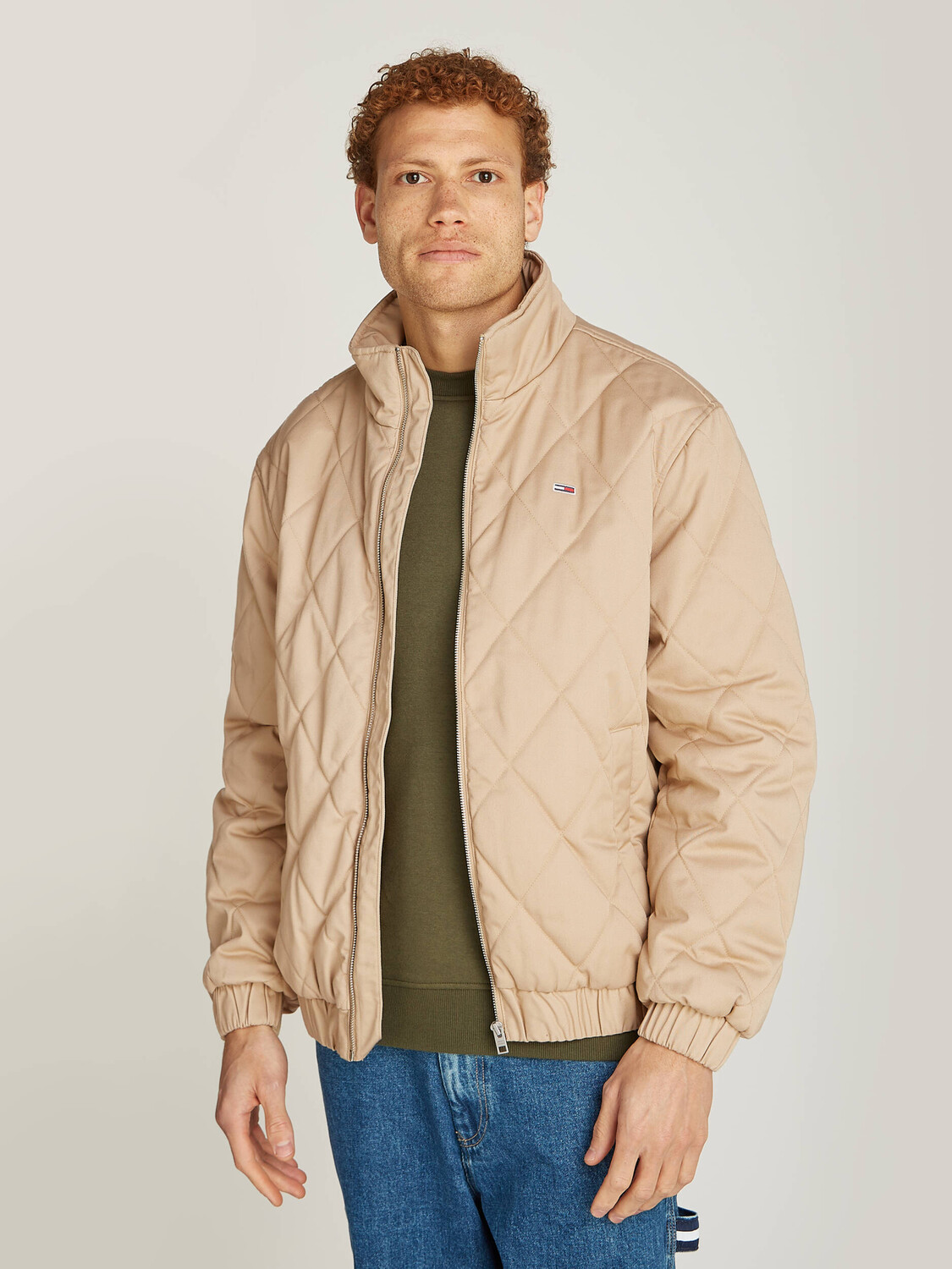 

Куртка Tommy Jeans Regular Fit, бежевый