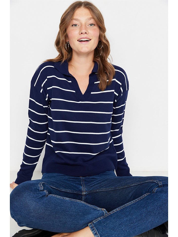 

Trendyol Свитер темно-синего/белого цвета