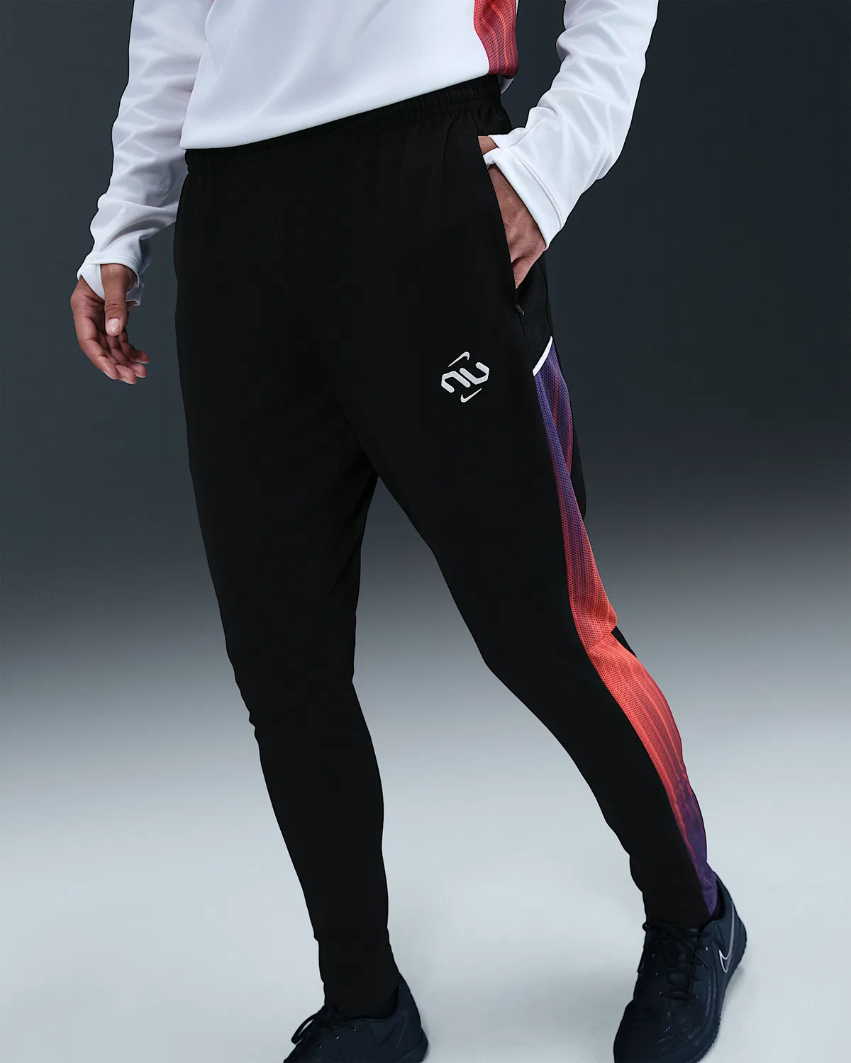 Женские тренировочные штаны Nike United Academy Dri-FIT, Black/Dark Concord/Sail — фото 2