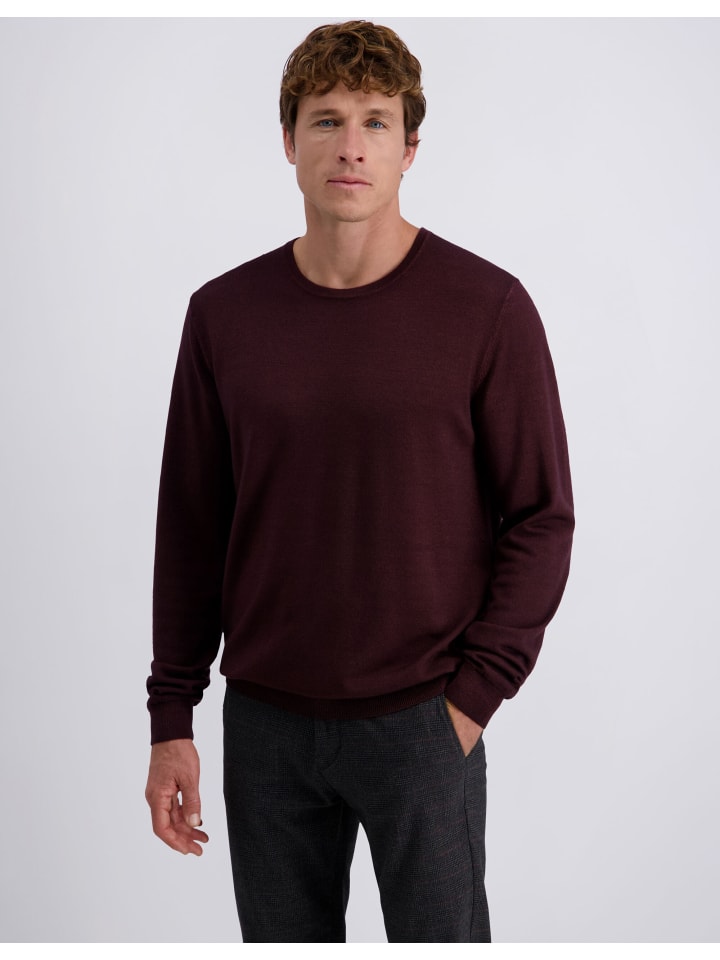 

Pierre Cardin Свитер на дегустации вина