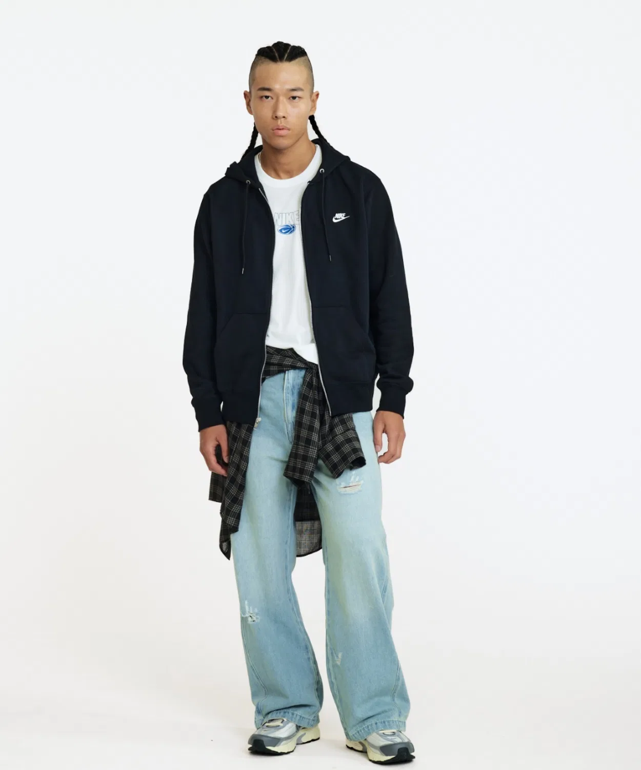 Толстовка Nike Club Full-Zip French Terry Hoodie, чёрная — фото 3