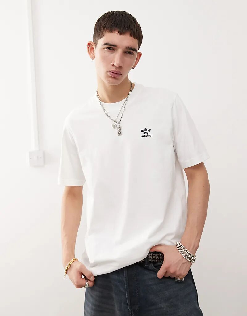 

Футболка Trefoil Essentials белого цвета adidas Originals