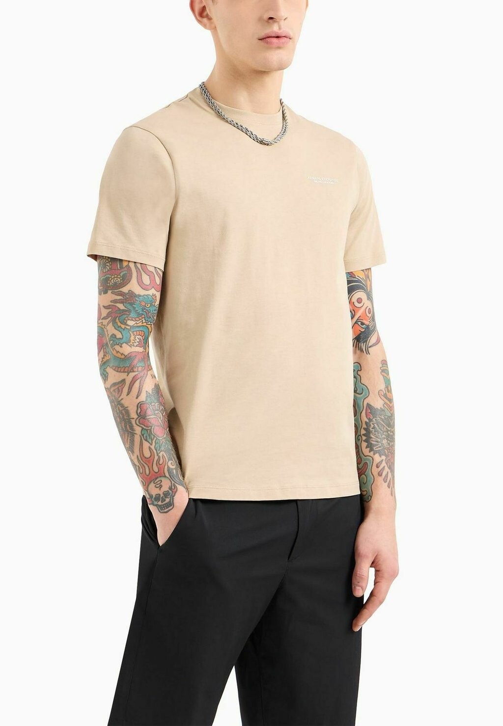 

Базовая футболка Armani Exchange, светло-коричневый