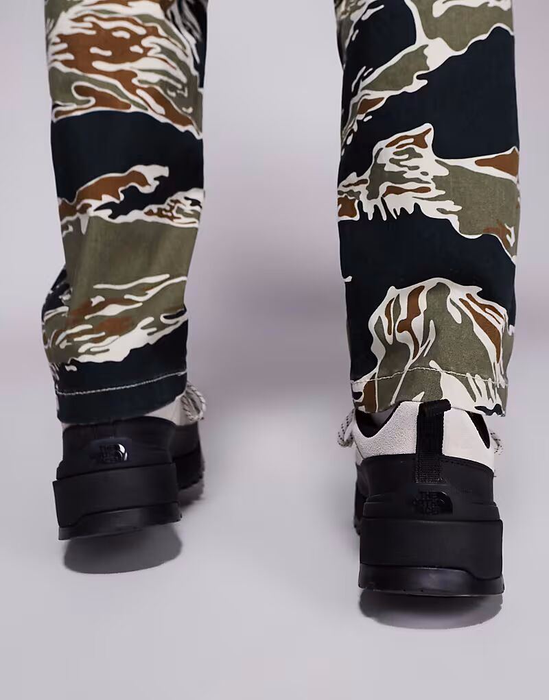 Ботинки North Face Glenclyffe Urban Low в белом и черном цветах The North Face — фото 2