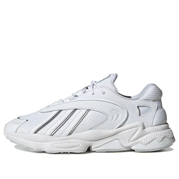 

Кроссовки оригиналы oztral Adidas, белый