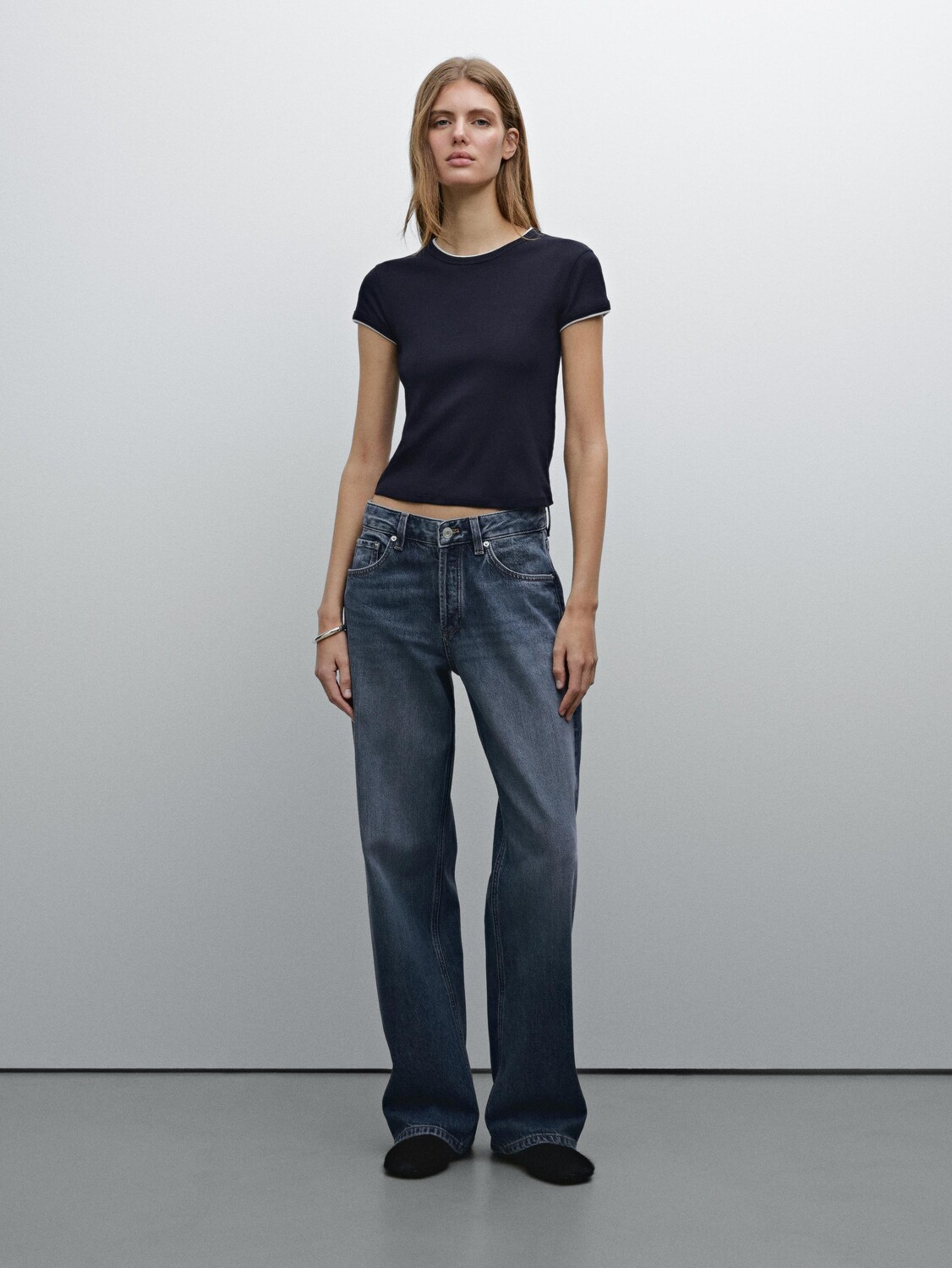

Футболка из 100% хлопка с контрастным рисунком в рубчик Massimo Dutti, синий