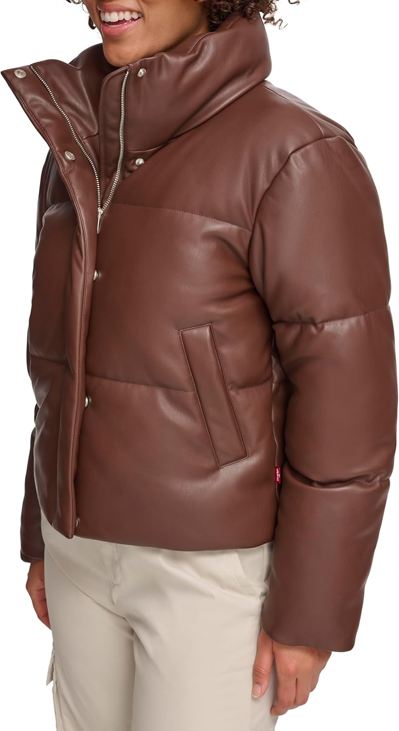 Женская стеганая короткая куртка-пуховик Levi's из веганской кожи, Chocolate Brown — фото 2