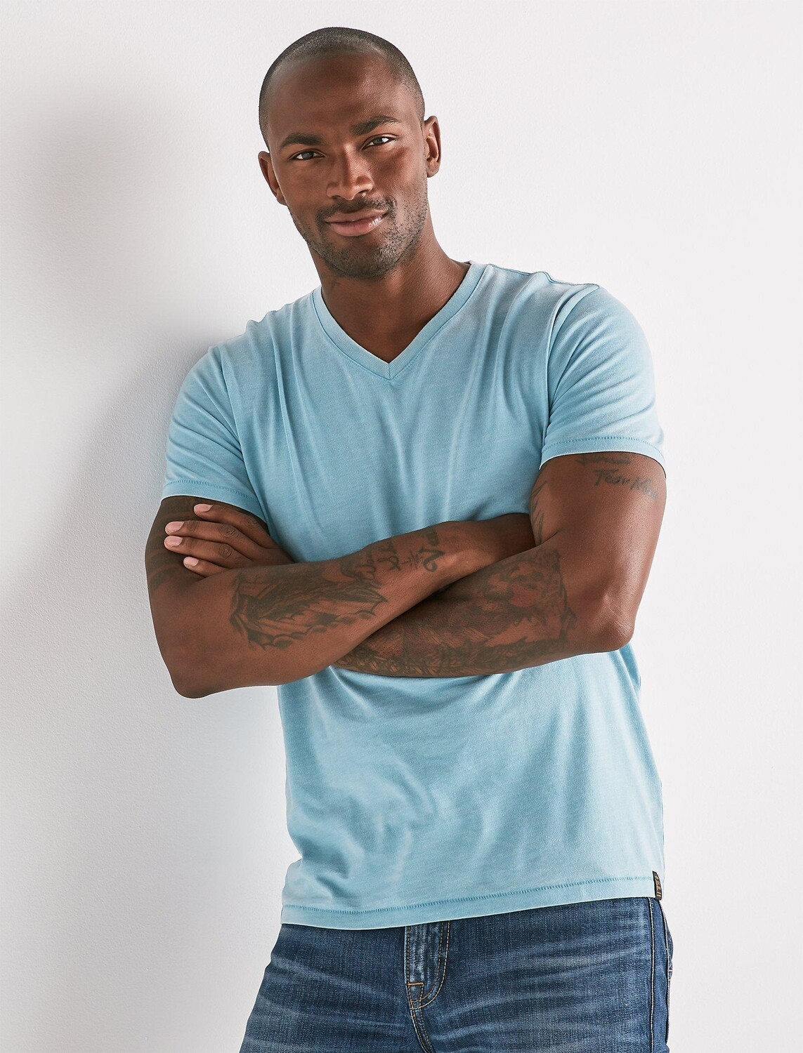 

Мужская футболка Lucky Brand Venice Burnout с V-образным вырезом., синий