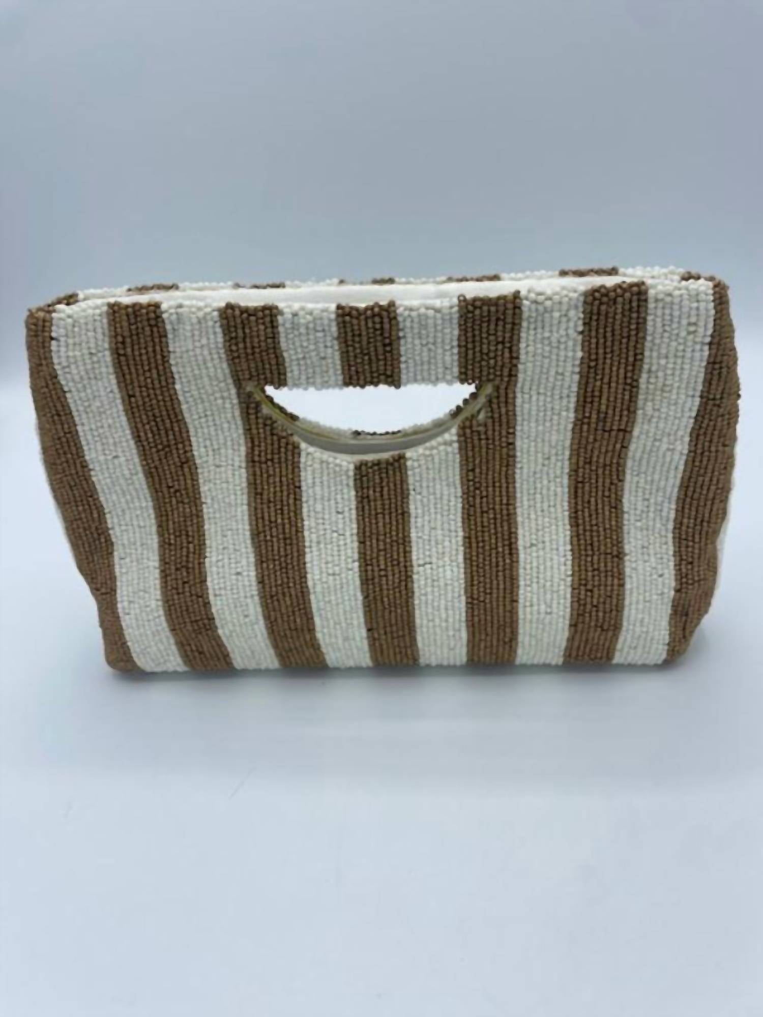 

Floria Клатч с ажурной ручкой в цвете слоновая кость/золото TIANA