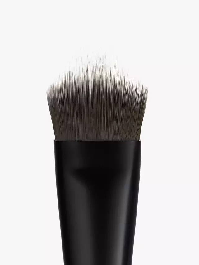 Плоская кисть №1 для нанесения тональной основы Lancôme — фото 2