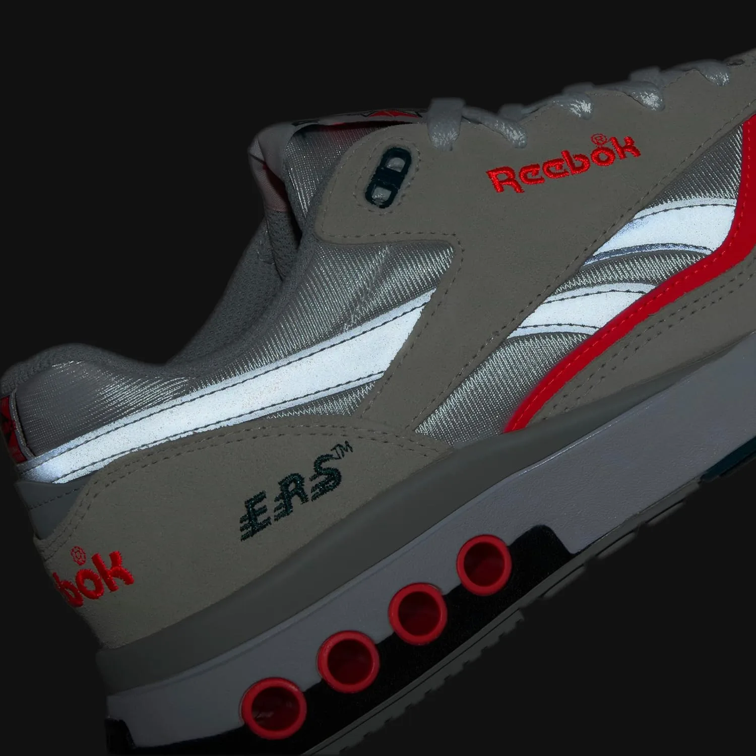Кроссовки Reebok Unisex Ers World, белый/розовый — фото 4
